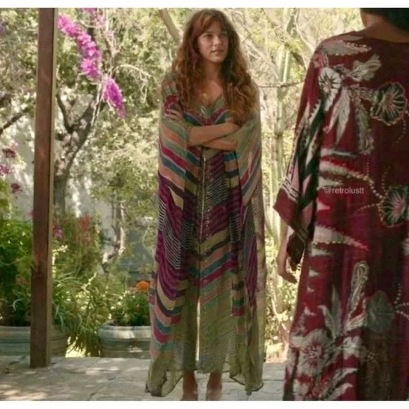 ✨ DAISY JONES KAFTAN ASO Riley keough in Daisy Jones and the Six - Picture 2 of 8